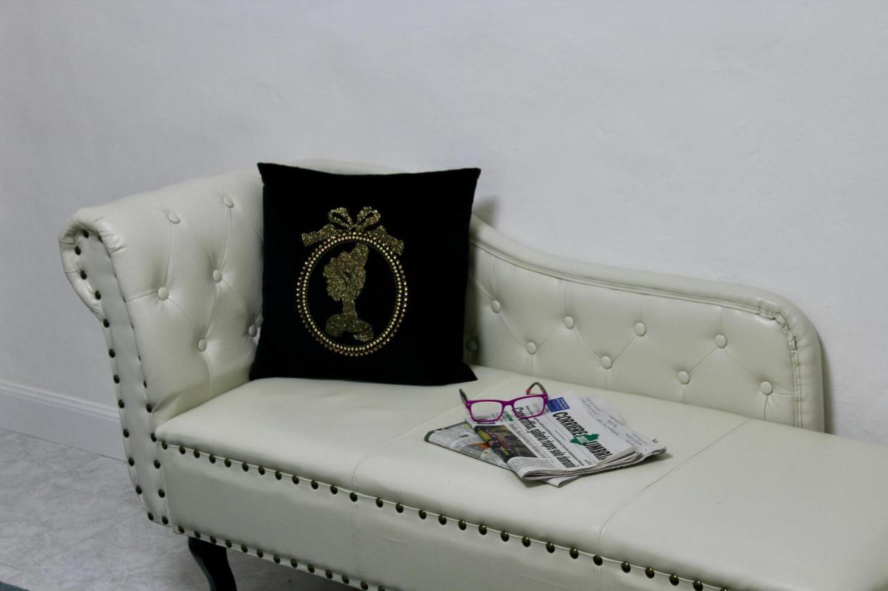 Casa Grinta B&B ชิตตา เดลลา ปีเอเว ภายนอก รูปภาพ