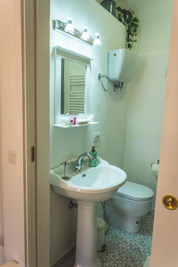 Casa Grinta B&B ชิตตา เดลลา ปีเอเว ภายนอก รูปภาพ